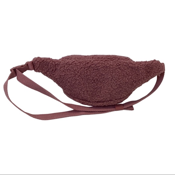 Wild Fable Fanny Pack NWT - Picture 2 of 3